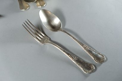 Parties de ménagères en métal argenté : 

*...