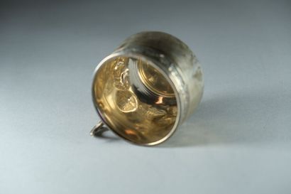 Tasse et sa sous-tasse en argent 925 ‰, poinçon...