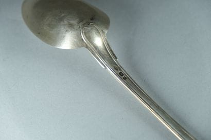 Cuillère à ragout, modèle filet, en argent...