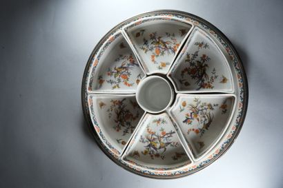 Plateau pour apéritif en porcelaine de Limoges,...
