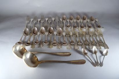 Partie de ménagère à double filets, certaines...
