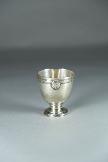 Petit coquetier en argent 925 ‰, poinçon...