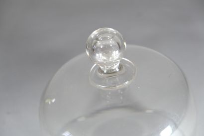 Cloche de service probablement pour le fromage,...