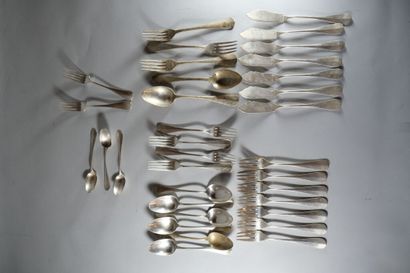 Parties de ménagères en métal argenté : 

*...