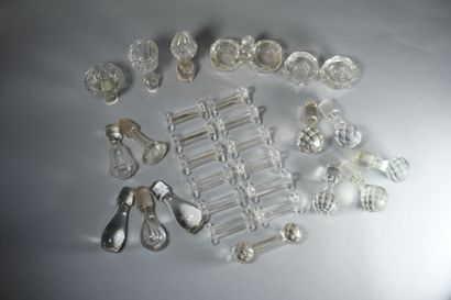 Petit ensemble en cristal ou verre soufflé...
