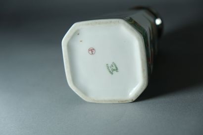 Plateau pour apéritif en porcelaine de Limoges,...