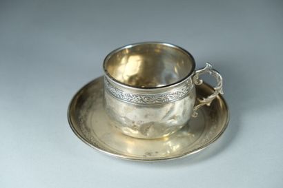 Tasse et sa sous-tasse en argent 925 ‰, poinçon...