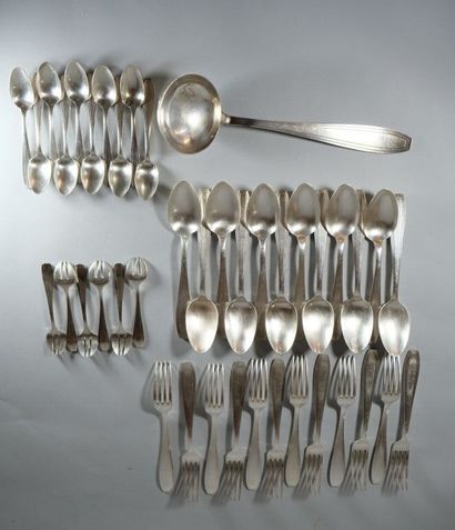 Parties de ménagères en métal argenté : 

*...