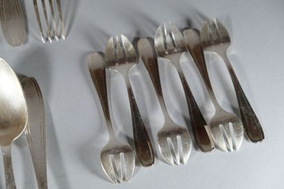 Parties de ménagères en métal argenté : 

*...