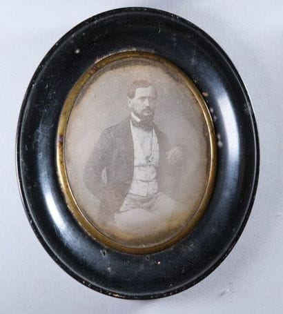 Ensemble de quatre daguerréotypes circa 1860....