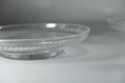 Ravissante paire de drageoirs en cristal...