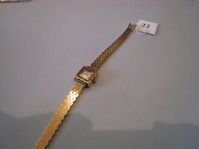 RAMONA.
Montre de dame en or jaune