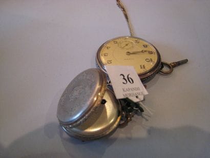 2 montres de gousset en argent, l'une avec...