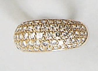 Bague jonc en or jaune sertie d'un pavage...