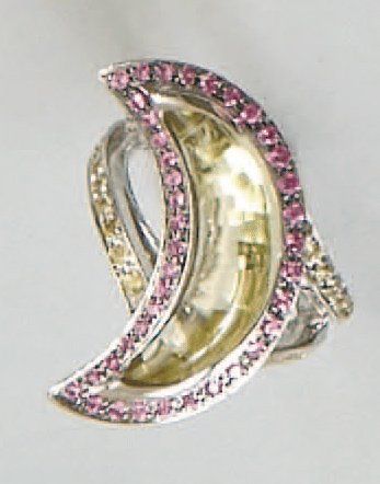 MAUBOUSSIN.
Bague en or blanc, citrine et...