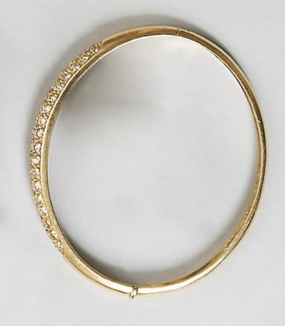 Bracelet jonc or et diamants 2.90 carats...