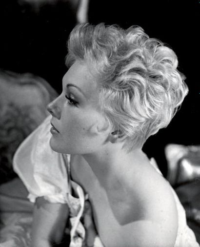 KIM NOVAK, C. 1955 Épreuve argentique d'époque...