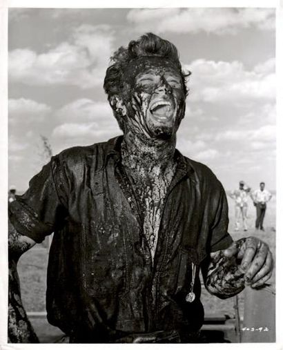 GÉANT/GIANT James Dean dans le film de George...