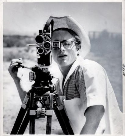 GÉANT/GIANT James Dean sur le tournage du...