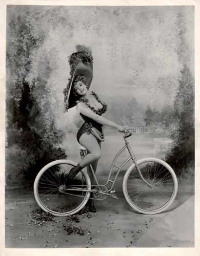 MARILYN MONROE EN LILLIAN RUSSELL, 1958 Épreuve...