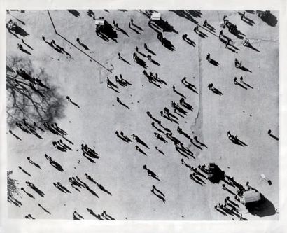 LE JOLI MAI Film de Chris Marker et Pierre...