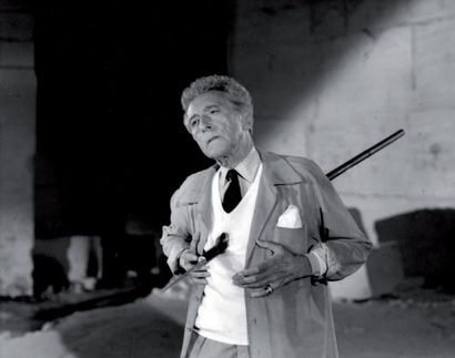 LE TESTAMENT D'ORPHÉE Jean Cocteau dans son...