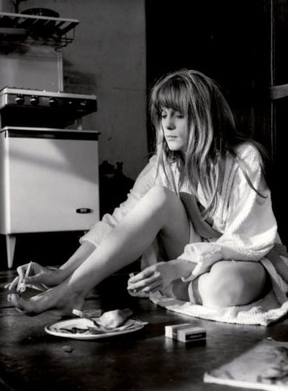 CUL-DE-SAC Françoise Dorléac dans le film...
