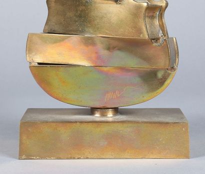 ARMAN
Violoncelle Bronze poli signé et numéroté...