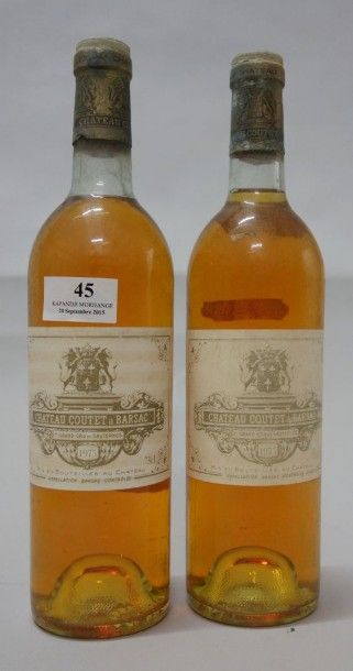 2 Bouteilles CHÂTEAU COUTET - Barsac 1975...