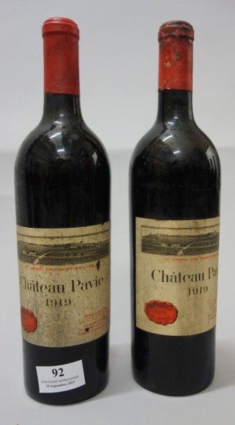 2 Bouteilles CHÂTEAU PAVIE - St. Emilion...