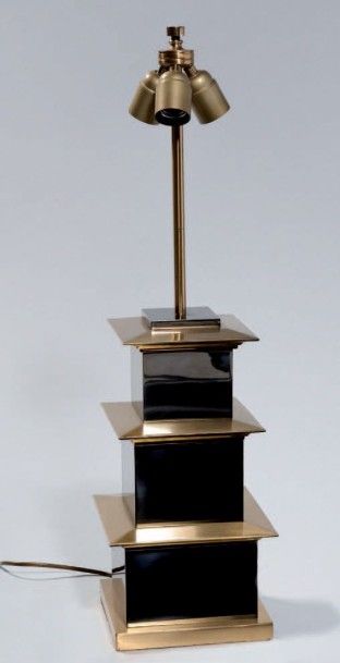 CHARLES
Modèle ATHENEE. Pied de lampe en...