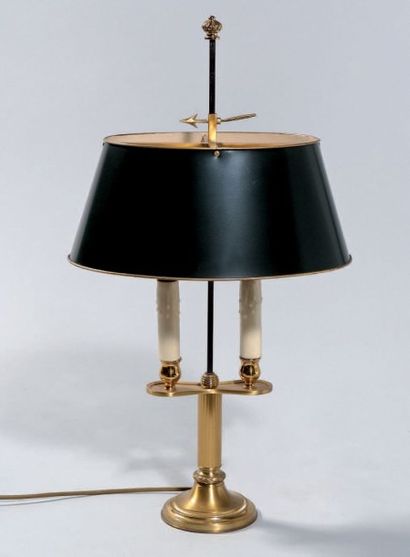 CHARLES
Modèle MANOIR. Lampe-bouillote en...