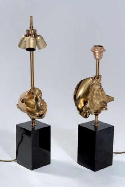 CHARLES
Modèle STROMBUS. Pied de lampe en...