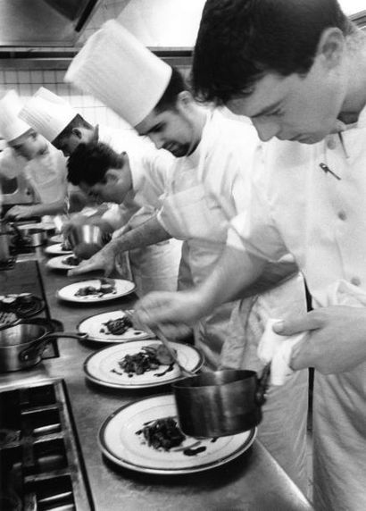 Stéphanie FRAISSE, née en 1969
Chez TAILLEVENT:...