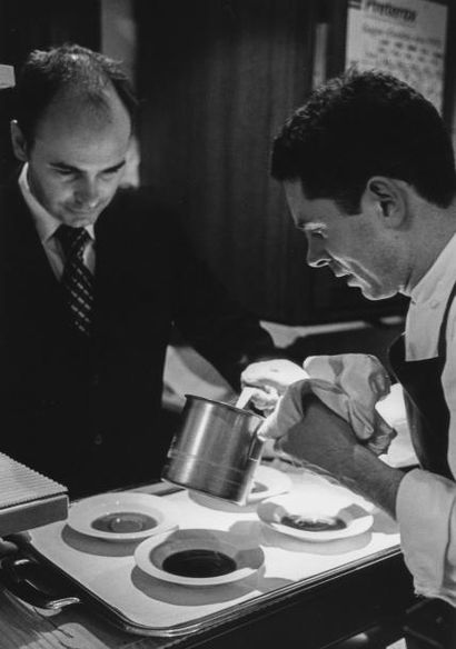 Stéphanie FRAISSE, née en 1969
Pascal BARBOT,...