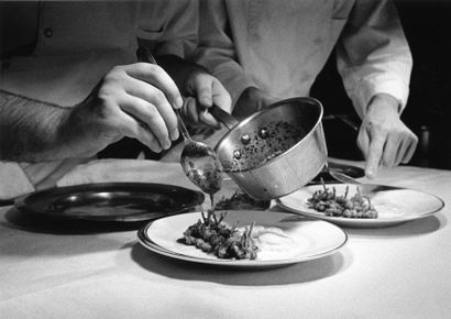 Stéphanie FRAISSE, née en 1969
LE BUEREHIESEL...
