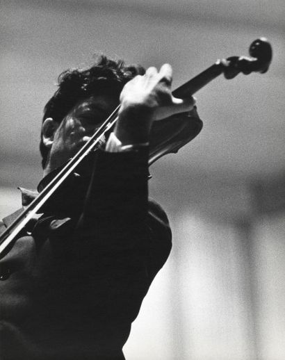 DEVY ERLIH

Concert au théâtre des Champs-Élysées,...