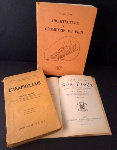 [Médecine] [Podologie] [Anaphylaxie]. Ensemble...