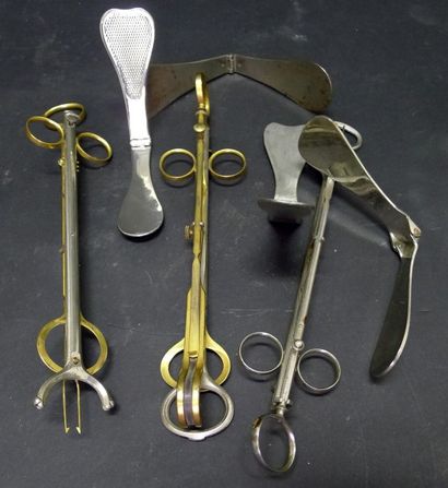 [Chirurgie] Lot de chirurgie.

- 4 abaisse-langues...