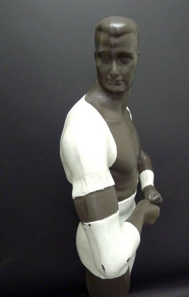 [Médecine] GIBAUD. Mannequin publicitaire.

Mannequin...