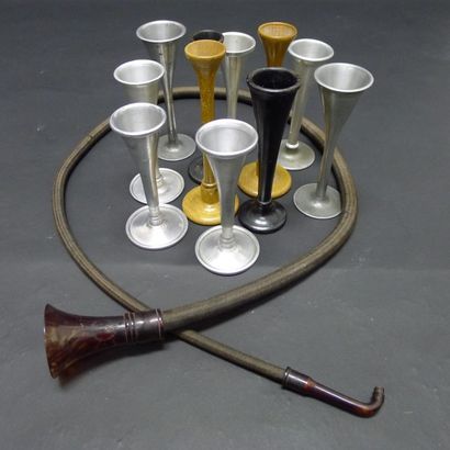 [Obstétrique] Lot de stéthoscopes obstétriques.
-...