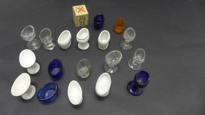 [Ophtalmologie] 19 rince-œil.

Porcelaine,...