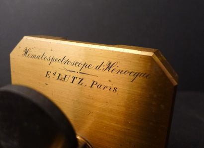 [Optique] 1 Hématospectroscope d'Hénocque...