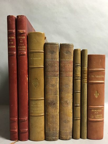 [Vendée et Charentes]. WALSH (vicomte). Lettres...