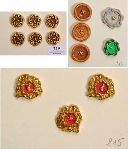 HELENE MECHIN.
Lot de 14 boutons : 6 boutons...