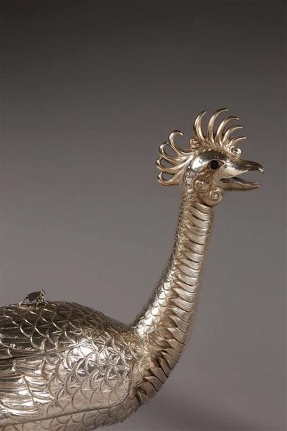 FERREIRA.
Deux phénix formant boîte en argent...