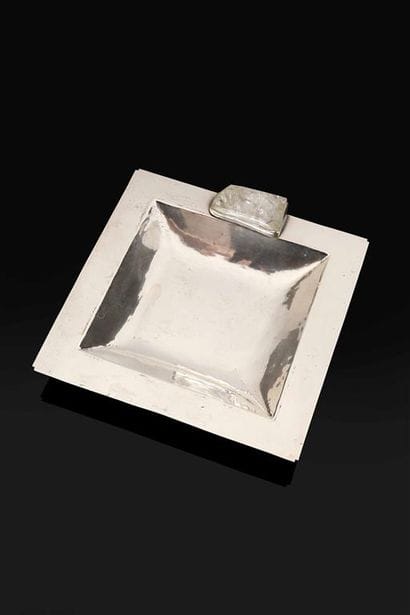 FERREIRA.
Paire de cendriers carrés en argent...