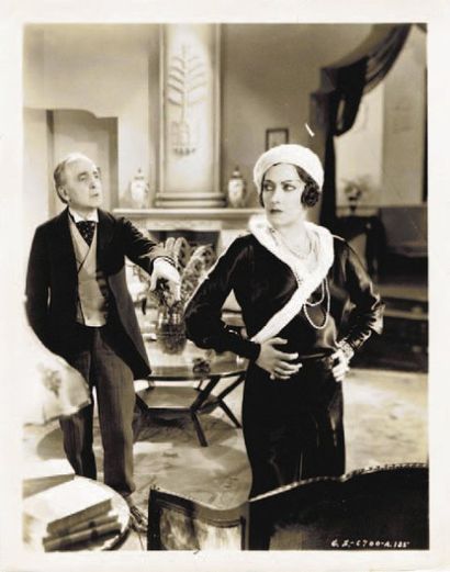 GLORIA SWANSON. 3 épreuves gélatino-argentiques...