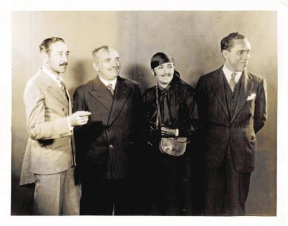 PAUL CLAUDEL, ADOLPHE MENJOU ET BEBE DANIELS....