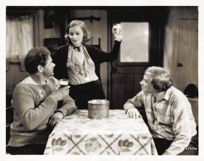 GRETA GARBO. 1 épreuve gélatino-argentique...